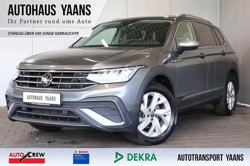 Platinum grey metallic Gebraucht 2024 VW Tiguan Allspace Life SUV | 30.389 € (Superpreis) - Bild 1/4