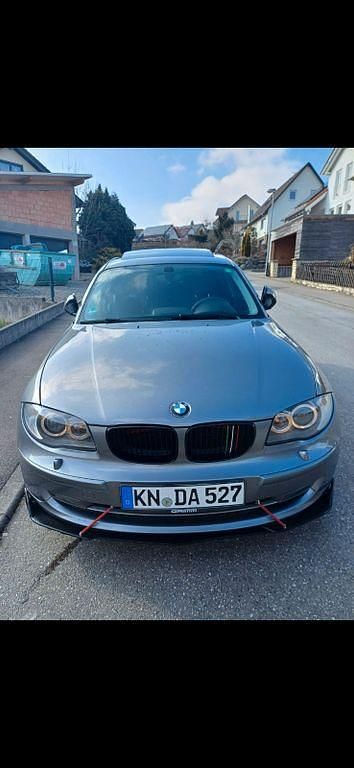 Gebraucht BMW 116 Sport Line 122 PS (89 kW) 2011 Grau Kleinwagen