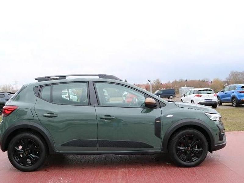 Gebraucht Dacia Sandero Expression 110 PS (80 kW) 2024 Orange Kleinwagen