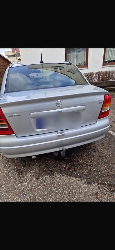Gebraucht Opel Astra 125 PS (91 kW) 2002 Silber Kleinwagen