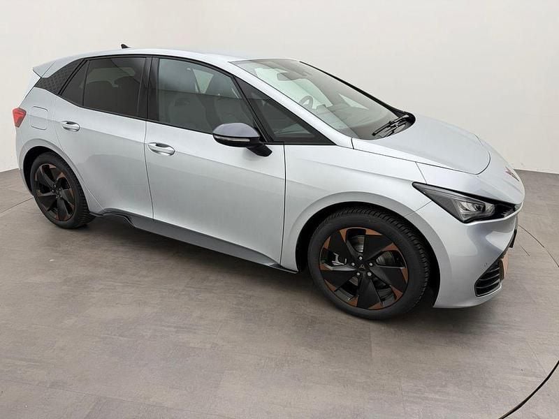 Neu Cupra Born 169 kW (231 PS) 2026 Silber Kleinwagen