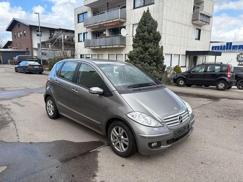 Gebraucht Mercedes A180 109 PS (80 kW) 2008 Grau Limousine