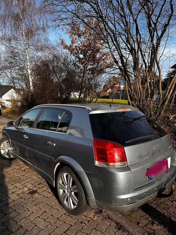 Gebraucht Opel Signum 114 PS (83 kW) 2004 Silber Kleinwagen