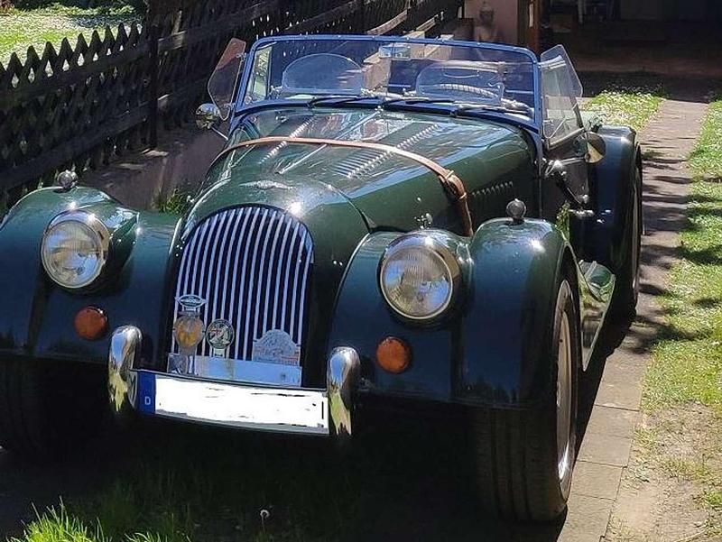 Grün Gebraucht 1982 Morgan Plus 8 Cabrio | 48.500 € - Bild 1/4