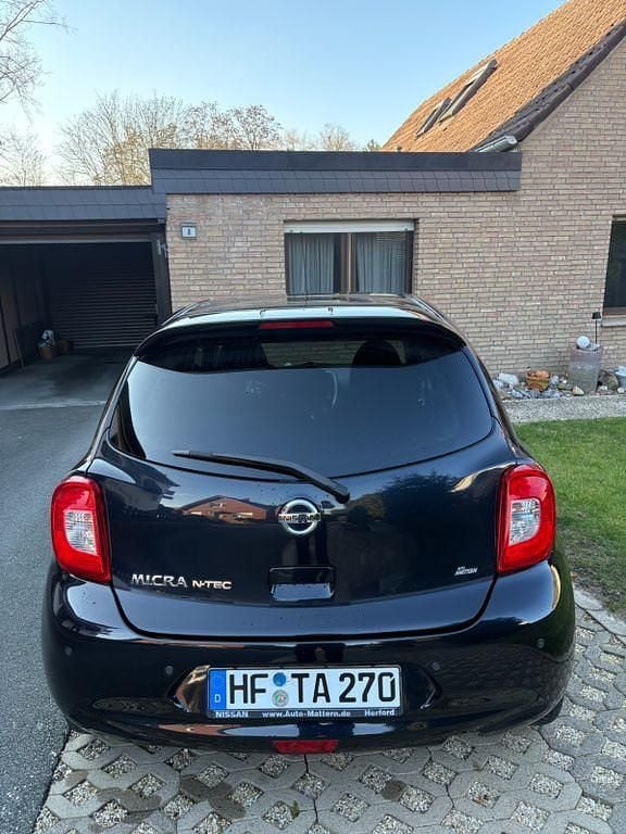 Gebraucht Nissan Micra 80 PS (58 kW) 2017 Schwarz Kleinwagen
