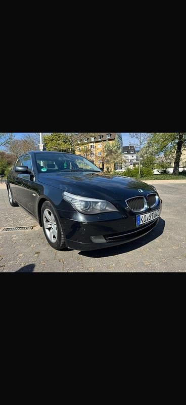 Schwarz Gebraucht 2008 BMW 525 Limousine | 4.700 € (Superpreis) - Bild 1/4