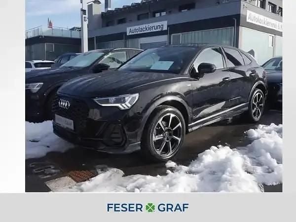 Gebraucht Audi Q3 Sportback Ambiente 150 PS (110 kW) 2024 Mythosschwarz metallic SUV