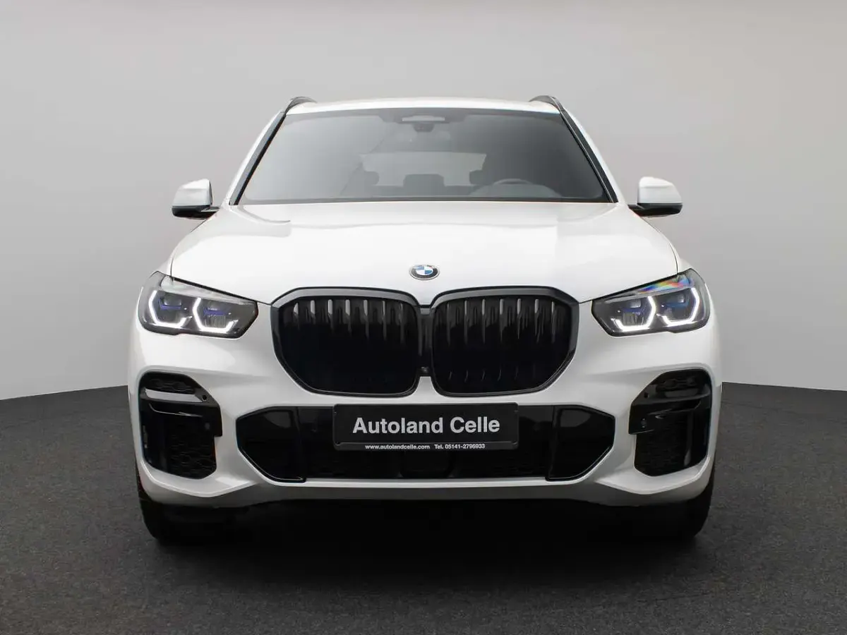 Gebraucht BMW X5 M 530 PS (389 kW) 2023 Mineralweiã  a96 SUV