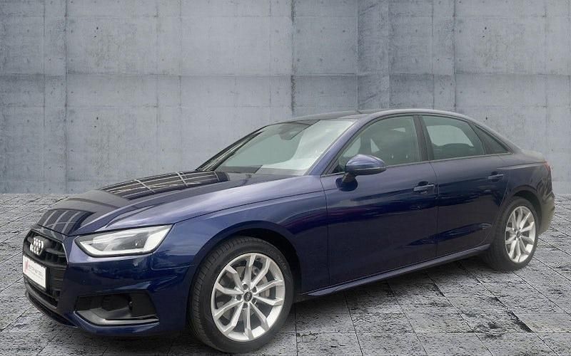 Second-hand Audi A4 Advanced Plus 204 CP (150 kW) 2022 Albastru Berlinǎ
