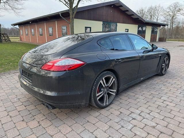 Gebraucht Porsche Panamera GTS 430 PS (316 kW) 2012 Braun Limousine