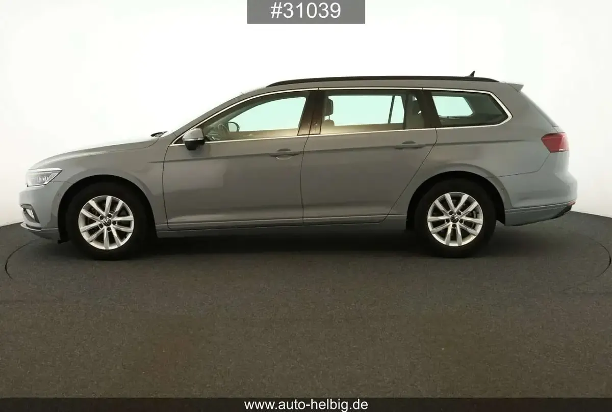 Gebraucht VW Passat Business 150 PS (110 kW) 2024 Grau Kombi