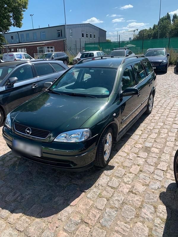 Grün Gebraucht 2003 Opel Astra Kombi | 750 € (Guter Preis) - Bild 1/4
