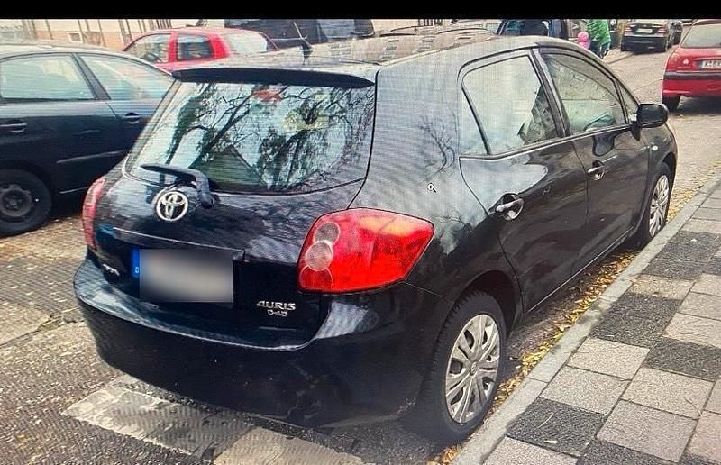Gebraucht Toyota Auris 129 PS (94 kW) 2007 Schwarz Kleinwagen