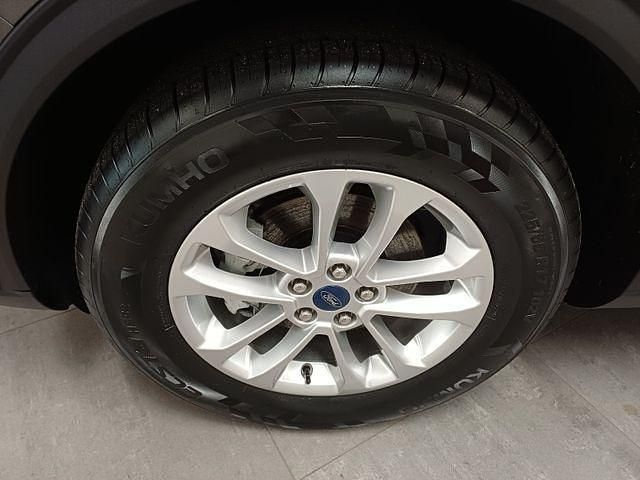 Gebraucht Ford Kuga Titanium 152 PS (111 kW) 2022 Grau SUV