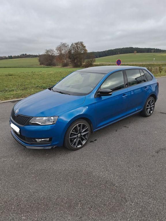 Blau Gebraucht 2017 Skoda Rapid Monte Carlo Limousine | 11.800 € (Fairer Preis) - Bild 1/4
