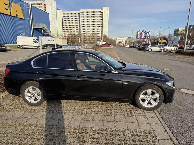Gebraucht BMW 316 Luxury Line 116 PS (85 kW) 2014 Schwarz Limousine