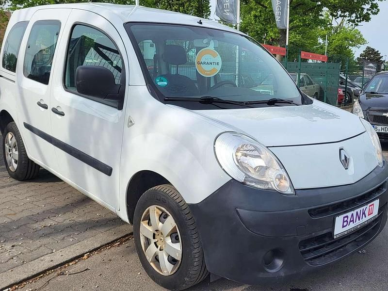 Weiß Gebraucht 2010 Renault Kangoo Authentique Van / Kleinbus | 3.999 € - Bild 1/4