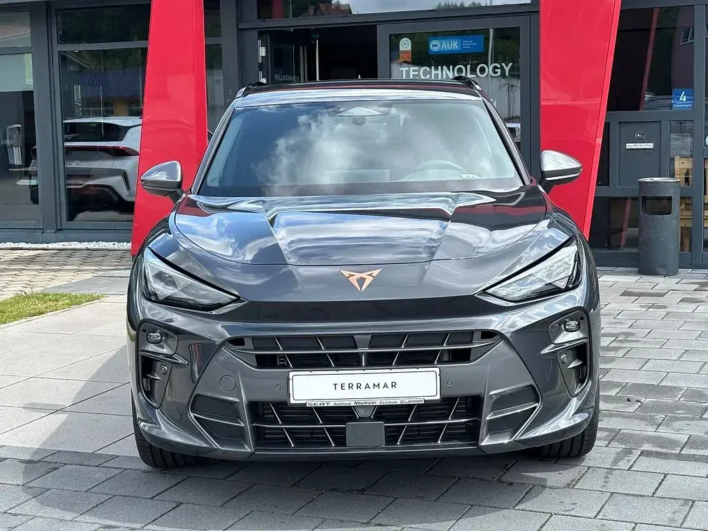 Gebraucht Cupra Terramar VZ 265 PS (194 kW) 2025 Grau SUV