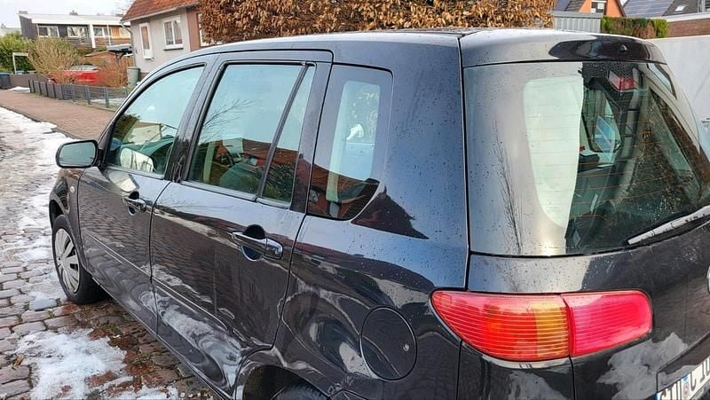 Usado Mazda 2 80 HP (58 kW) 2005 Preto Citadino