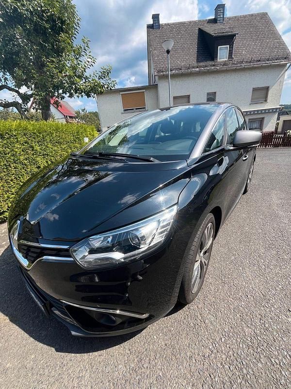 Schwarz Gebraucht 2018 Renault Scénic IV Bose Edition Van / Kleinbus | 12.600 € (Superpreis) - Bild 1/4