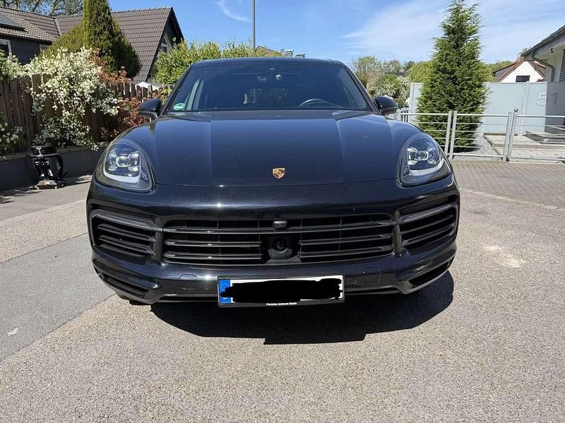 Second-hand Porsche Cayenne 340 CP (250 kW) 2021 Negru SUV