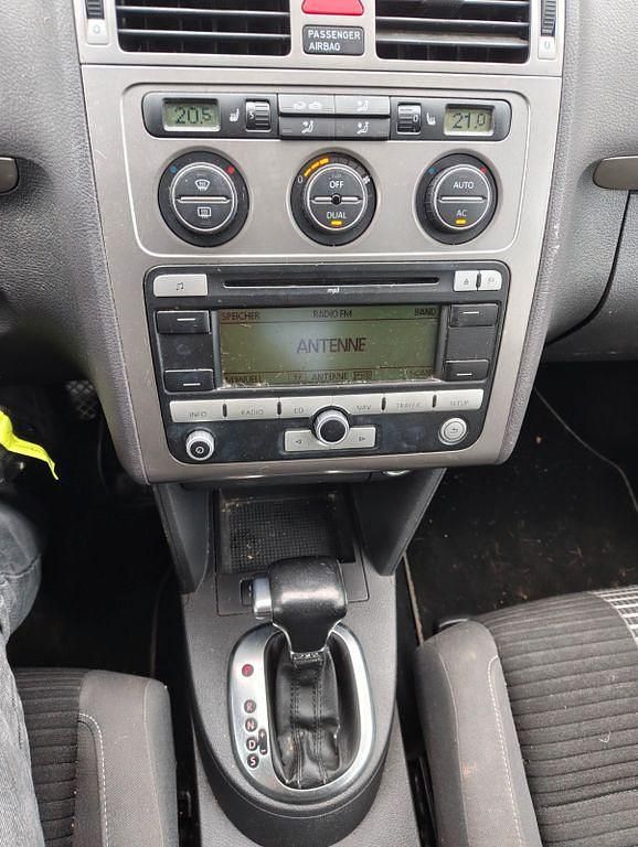 Gebraucht VW Touran United 140 PS (102 kW) 2008 Silber Van / Kleinbus