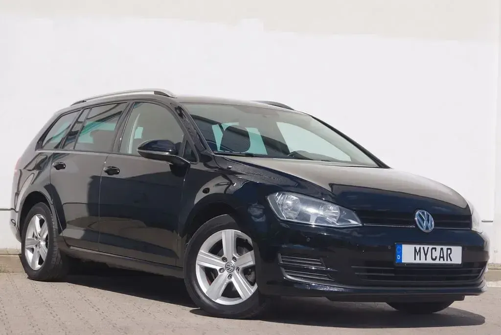 Gebraucht VW Golf VII Comfortline 105 PS (77 kW) 2014 Schwarz Kombi