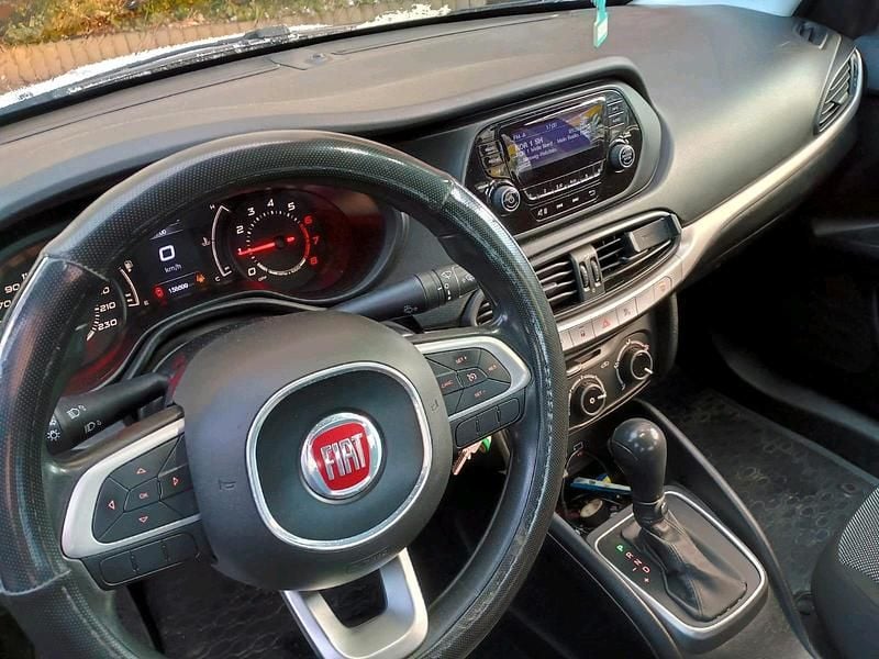 Gebraucht Fiat Tipo 110 PS (80 kW) 2018 Schwarz Limousine