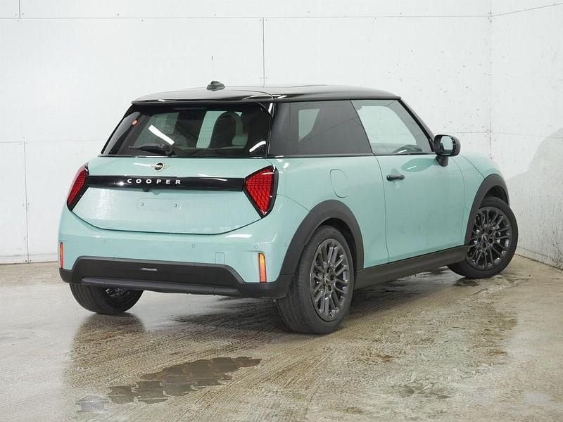 Gebraucht Mini John Cooper Works 156 PS (114 kW) 2025 Ocean wave green Kleinwagen