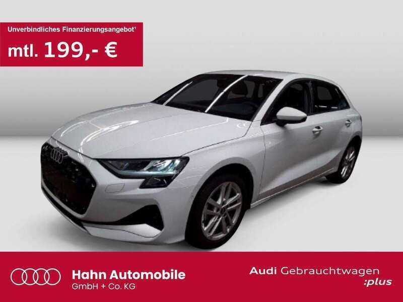Gletscherweiß metallic Gebraucht 2024 Audi A3 Advanced Plus Limousine | 33.930 € (Teuer) - Bild 1/3