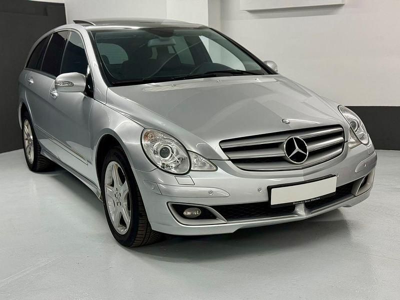 Gebraucht Mercedes R320 224 PS (164 kW) 2006 Silber Van / Kleinbus
