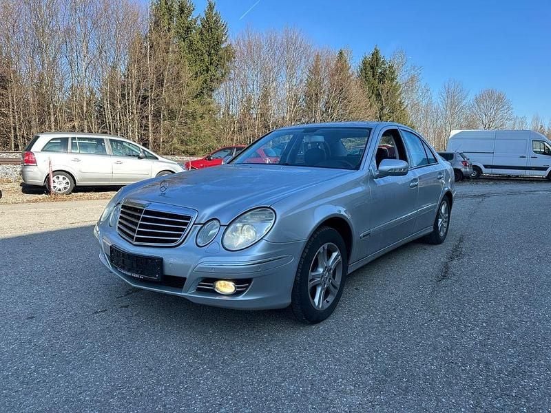 Gebraucht Mercedes E280 Avantgarde 190 PS (139 kW) 2006 Silber Limousine