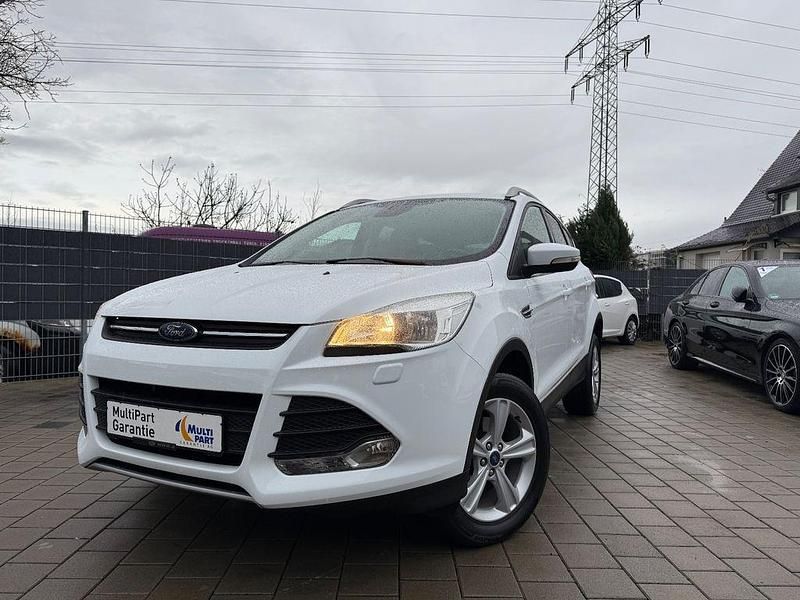 Gebraucht Ford Kuga SYNC Edition 150 PS (110 kW) 2016 Weiß SUV