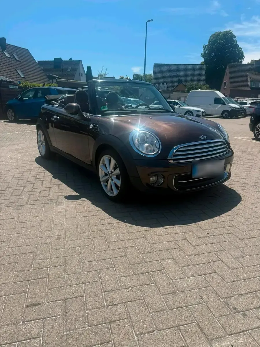 Gebraucht Mini Cooper Cabriolet 122 PS (89 kW) 2011 Braun Cabrio