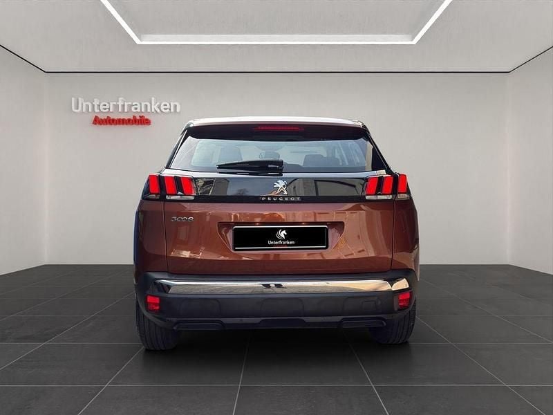 Gebraucht Peugeot 3008 Active 131 PS (96 kW) 2019 Braun SUV