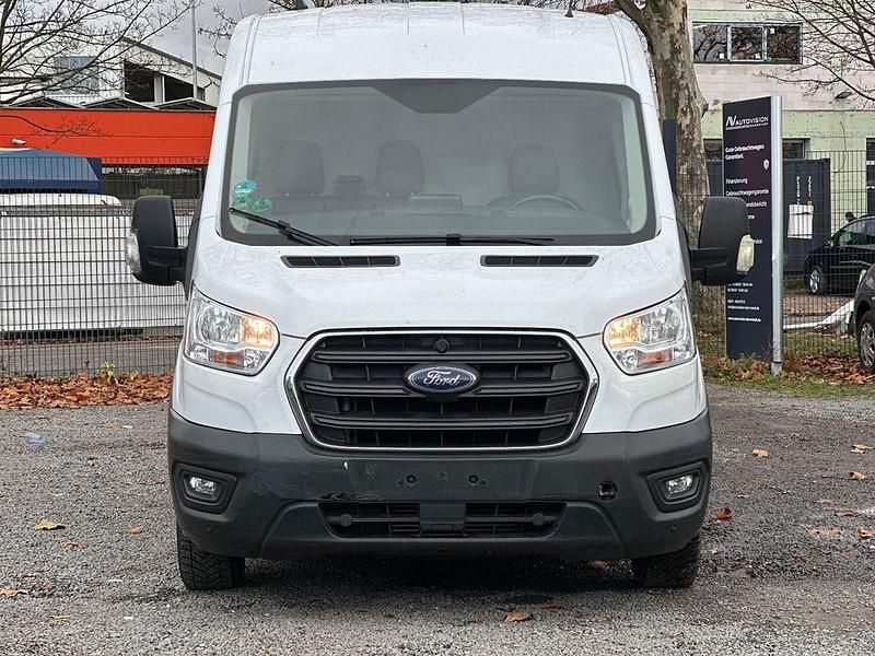 Gebraucht Ford Transit Trend 105 PS (77 kW) 2022 Weiß Van / Kleinbus
