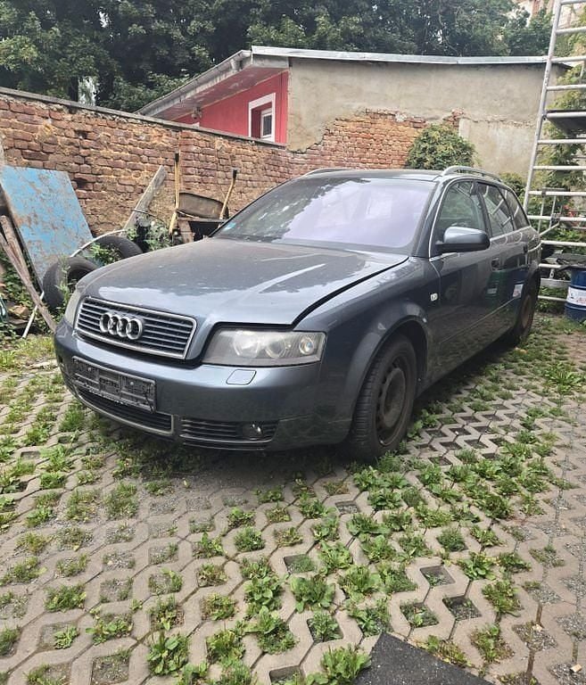 Gebraucht Audi A4 S-Line 163 PS (119 kW) 2004 Silber Kombi