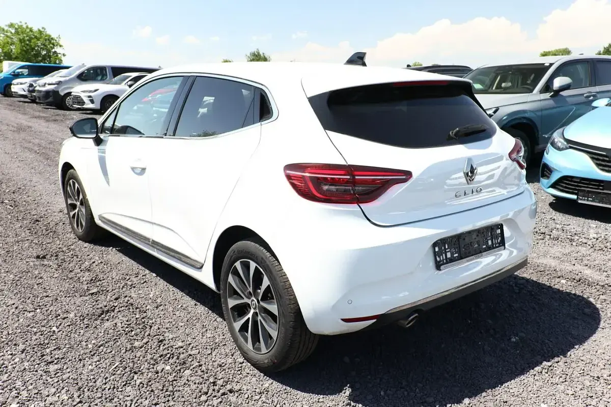 Gebraucht Renault Clio Techno 91 PS (66 kW) 2023 Gletscherweiß Kleinwagen