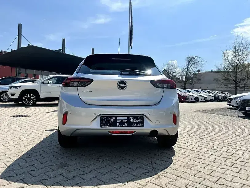 Używany Opel Corsa Elegance 101 KM (74 kW) 2022 Srebrny Hatchback
