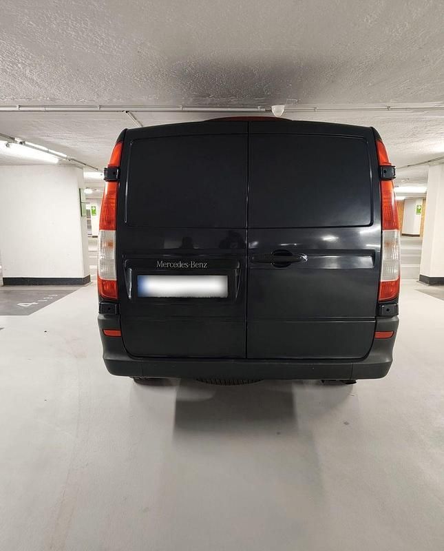 Gebraucht Mercedes Vito 150 PS (110 kW) 2005 Schwarz Van