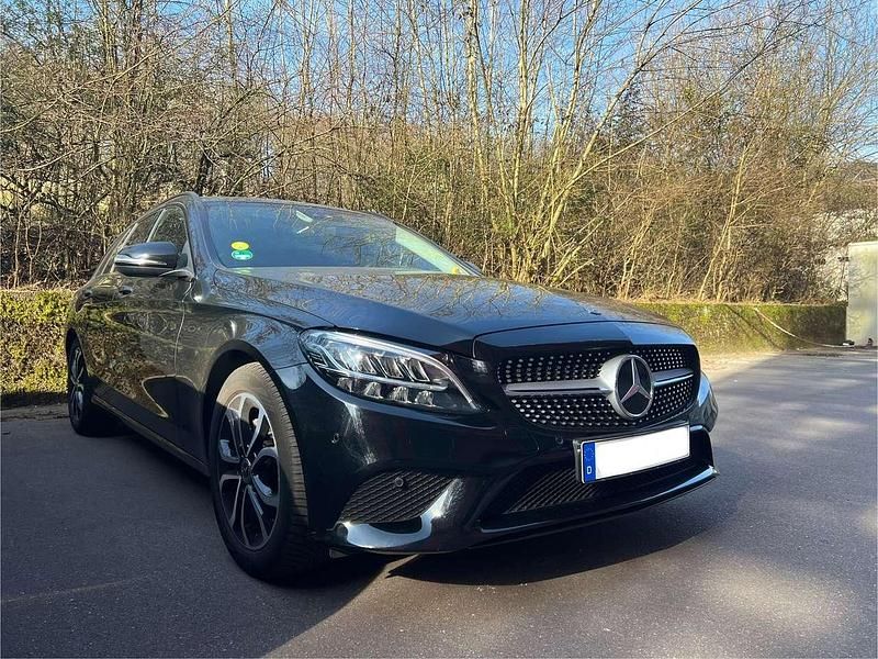 Gebraucht 2019 Mercedes C200 Kombi | 20.490 € (Fairer Preis) - Bild 1/4