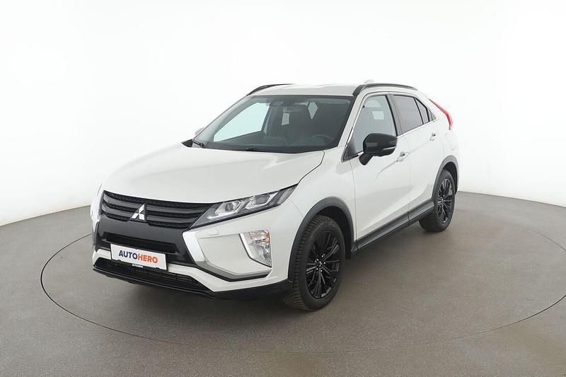 Weiß Gebraucht 2019 Mitsubishi Eclipse Cross Active SUV | 16.860 € (Fairer Preis) - Bild 1/3