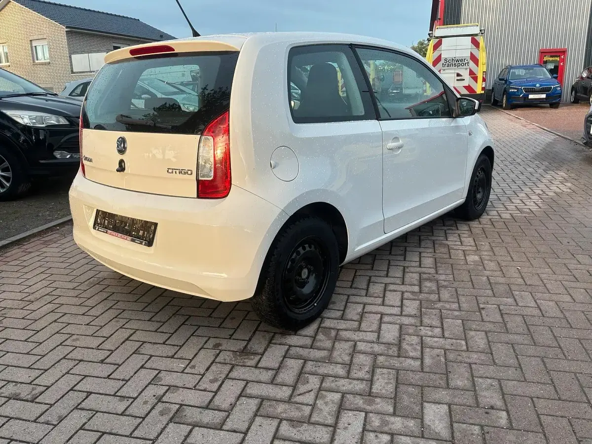 Gebraucht Skoda Citigo Ambition 60 PS (44 kW) 2014 Weiß Kleinwagen