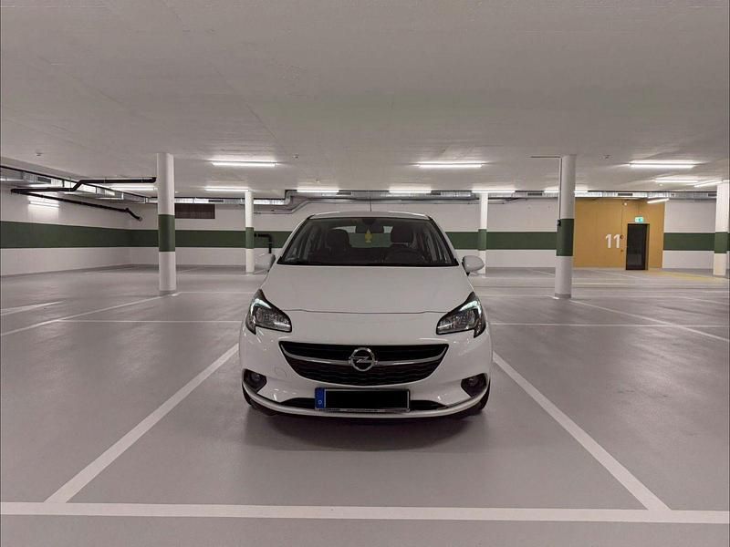 Weiß Gebraucht 2015 Opel Corsa Edition Kleinwagen | 4.620 € (Etwas zu teuer) - Bild 1/4