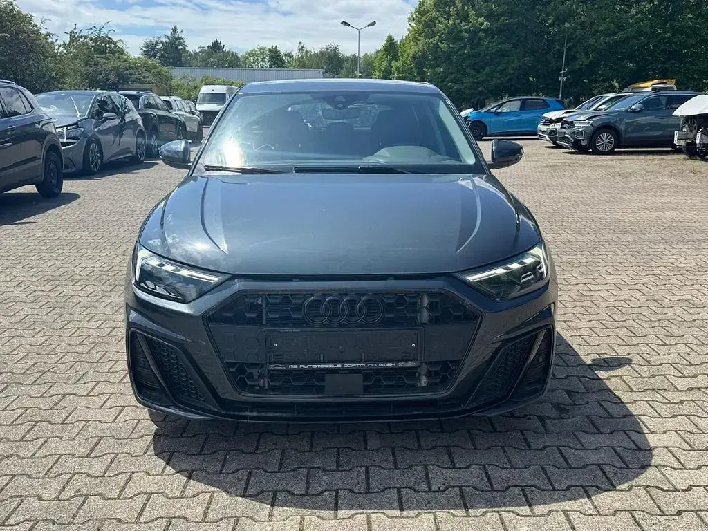 Gebraucht Audi A1 Sportback Basis 110 PS (80 kW) 2022 Grau Kleinwagen