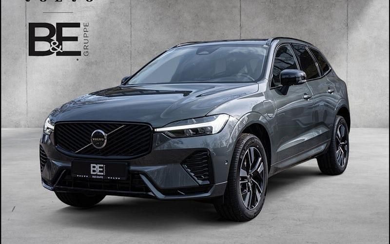 Neu Volvo XC60 Plus 455 PS (334 kW) 2026 Grün SUV