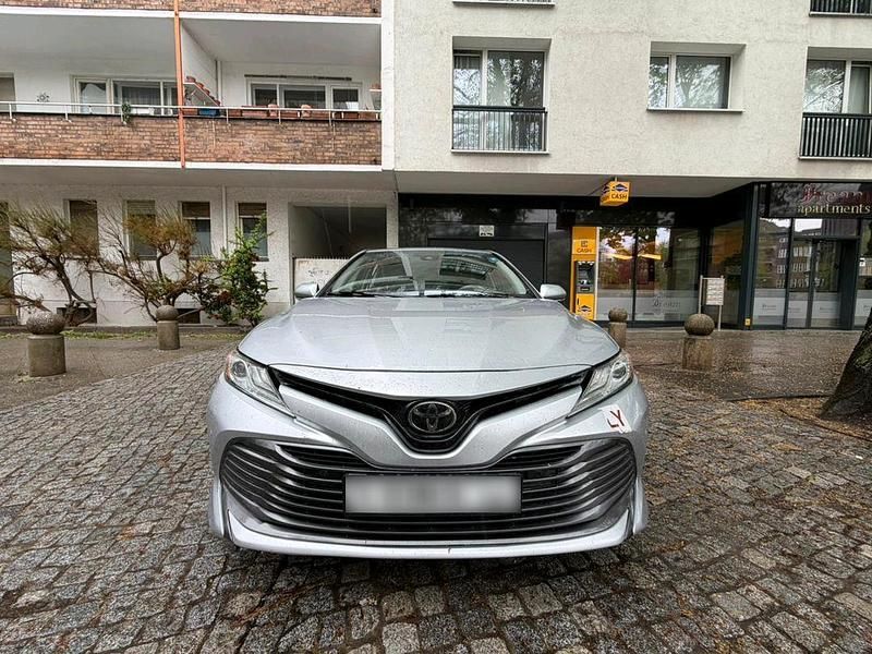 Gebraucht Toyota Camry 2020 Silber Limousine
