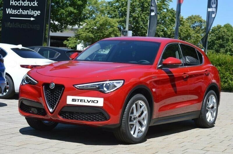 Rot Gebraucht 2021 Alfa Romeo Stelvio Super SUV | 31.900 € (Guter Preis) - Bild 1/4