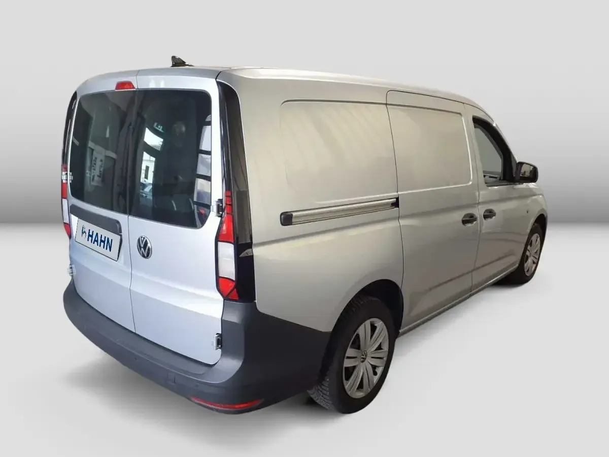 Gebraucht VW Caddy Maxi 122 PS (89 kW) 2023 Silber Van / Kleinbus