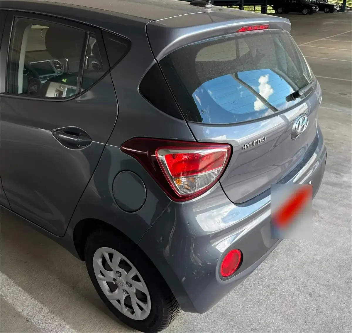 Gebraucht Hyundai i10 63 PS (46 kW) 2019 Grau Kleinwagen